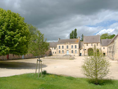 Abbaye d'Ardenne, la cour et la maison Vico - ©IMEC Abbaye d'Ardenne, la cour et la maison Vico - ©IMEC