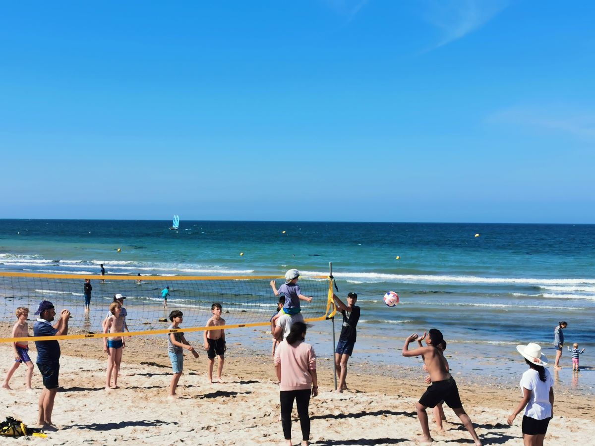 beach-volley-a-luc-sur-mer-credit-nathalie-papouin (1)