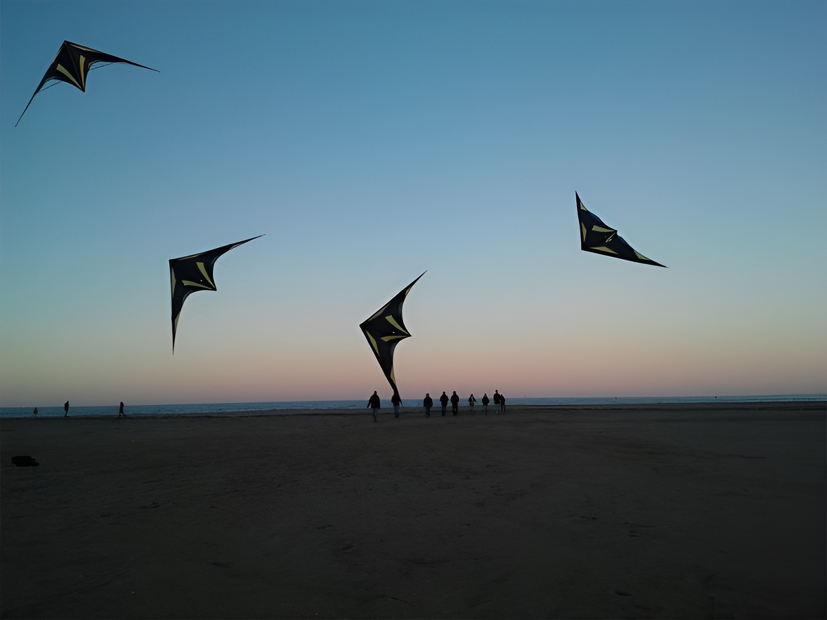 cerfs-volants-Ouistreham - ©© Cerfs Volants Folie cerfs-volants-Ouistreham - ©© Cerfs Volants Folie