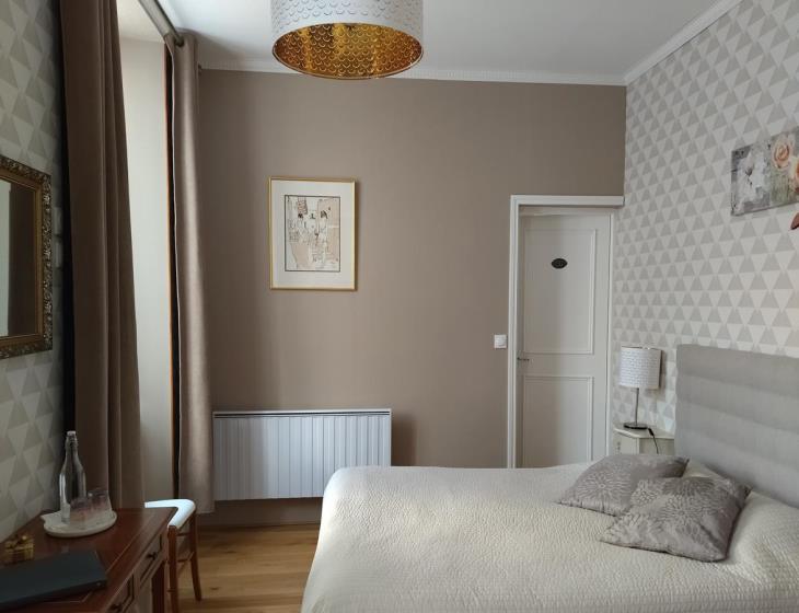 chambre-calisson-2 - Maison de la Fontaine (TIS)