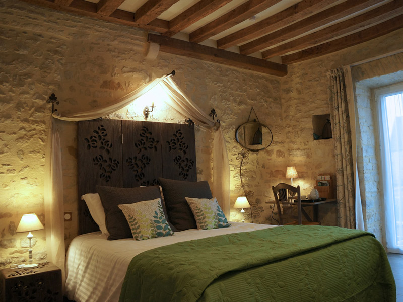 chambre-oiseaux-passage-isi - ©Les Oiseaux de passage - Maison d'hôtes chambre-oiseaux-passage-isi - ©Les Oiseaux de passage - Maison d'hôtes