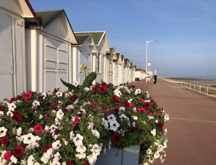 digue-et-cabines-de-luc-sur-mer-credit-mathilde-lelandais (1)