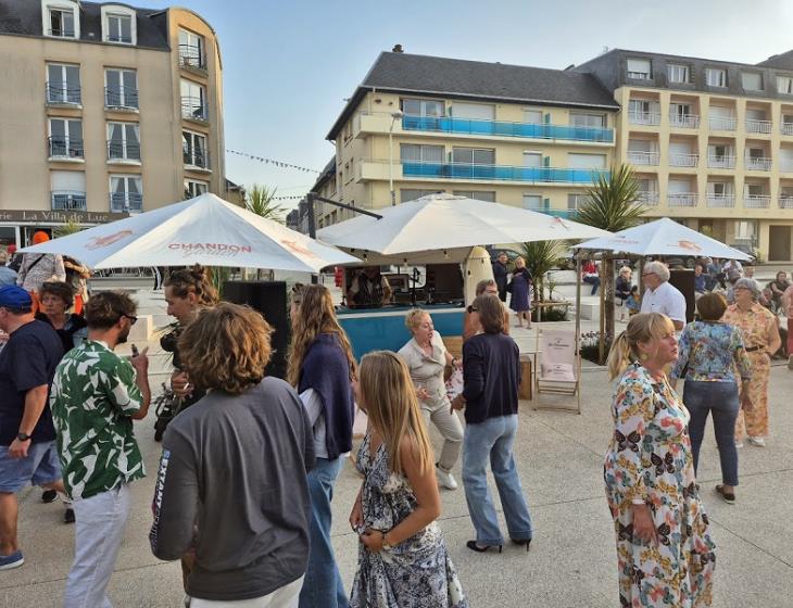 dj-truck-la-tricastine-luc-sur-mer-credit-nathalie-papouin (3)