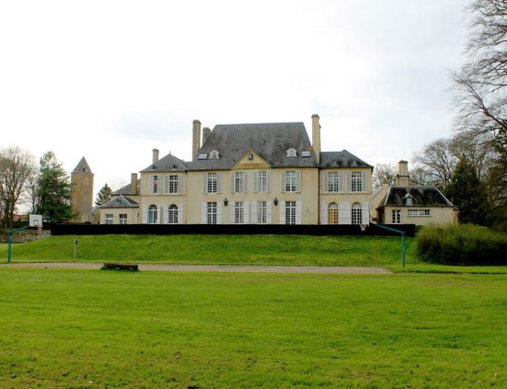evrecy-chateau-champ-goubert