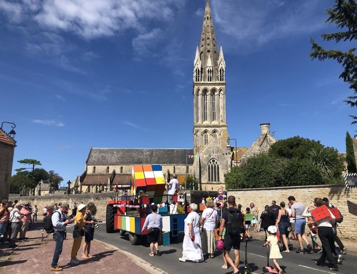 fete-du-15-aout-2023-langrune-sur-mer-defle-des-chars-decores-credit-mathilde-lelandais (11)