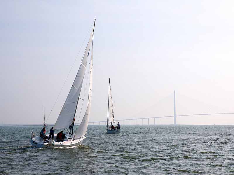 habitables sous le pont de Normandie - ©© CNH habitables sous le pont de Normandie - ©© CNH