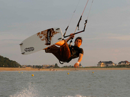 kite surf - Kite Paradise - ©© Kite Paradise kite surf - Kite Paradise - ©© Kite Paradise