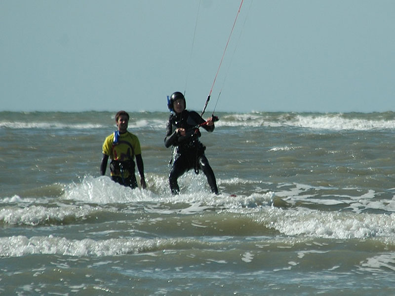 le-menhir-kiteschool-premières-glisses - ©© Le Menhir le-menhir-kiteschool-premières-glisses - ©© Le Menhir