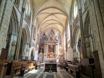 les-batisseurs-visite-guidee-accessible-bernieres-sur-mer-eglise-credit-nathalie-papouin (5)