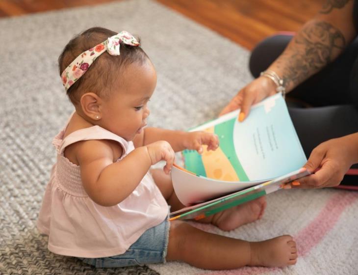 Lecture enfant bébé