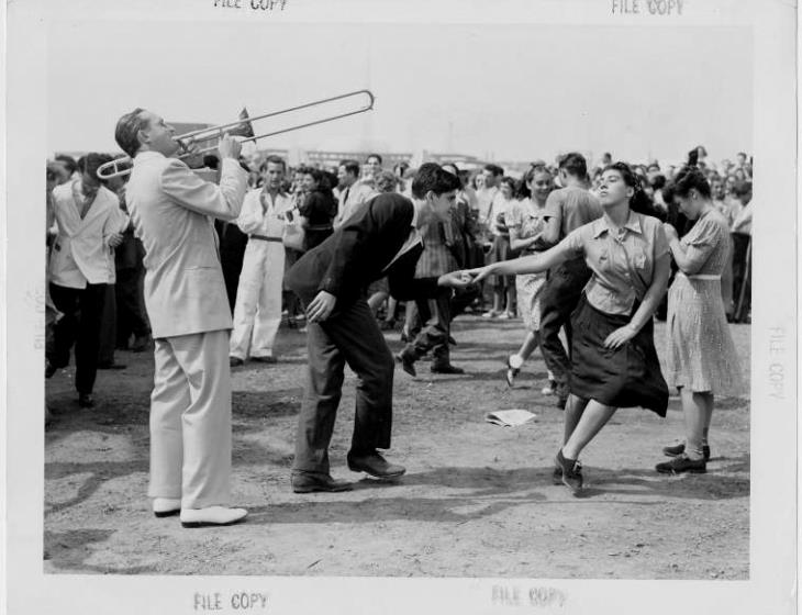 nypl.digitalcollections.5e66b3e8-d4de-d471-e040-e00a180654d7.001.w