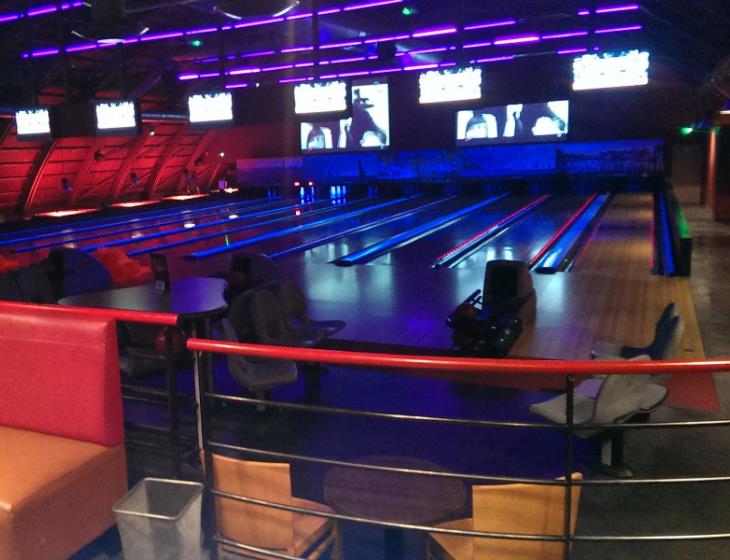 salle de jeux bowling deauville
