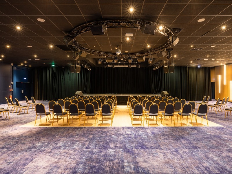Salle casino tranchant de Luc-sur-Mer