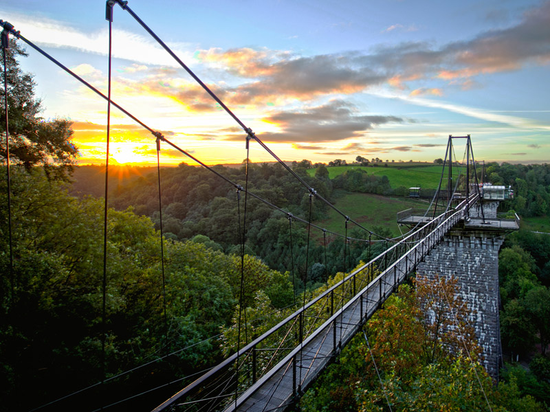 Viaduc de la Souleuvre - Coucher de soleil - ©AJ Hackett Viaduc de la Souleuvre - Coucher de soleil - ©AJ Hackett
