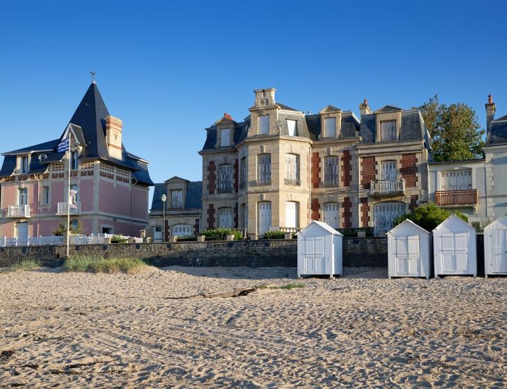 villas-cabines-digue-saint-aubin-sur-mer-credit-francois-dupont (5)