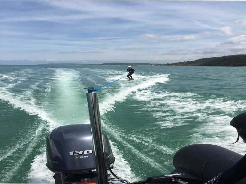 wakeboard - ©© Le Menhir Kiteschool wakeboard - ©© Le Menhir Kiteschool